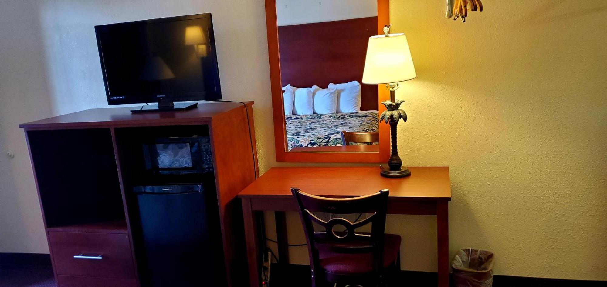 Conway Express Inn Room photo